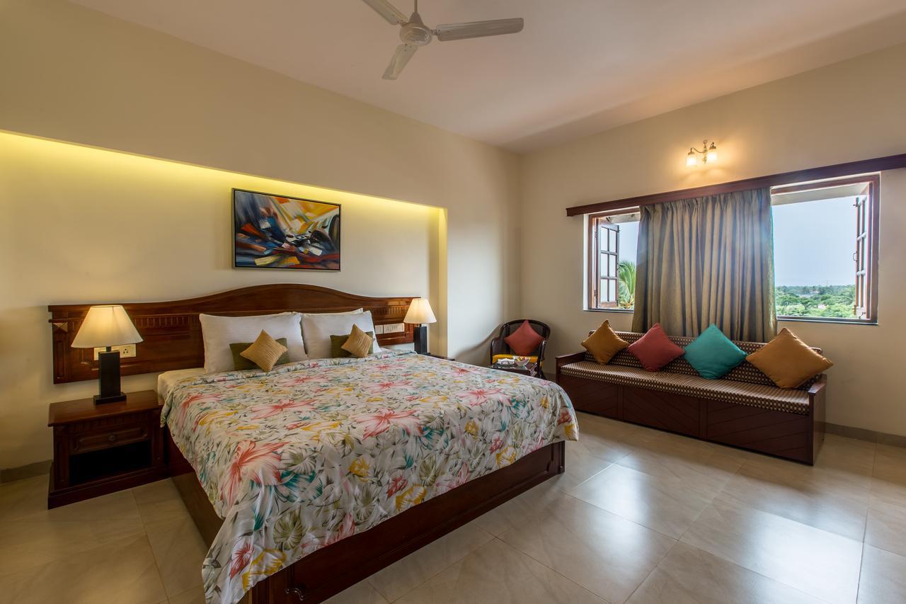 Viva Hotel Near Madgaon Railway Station Экстерьер фото