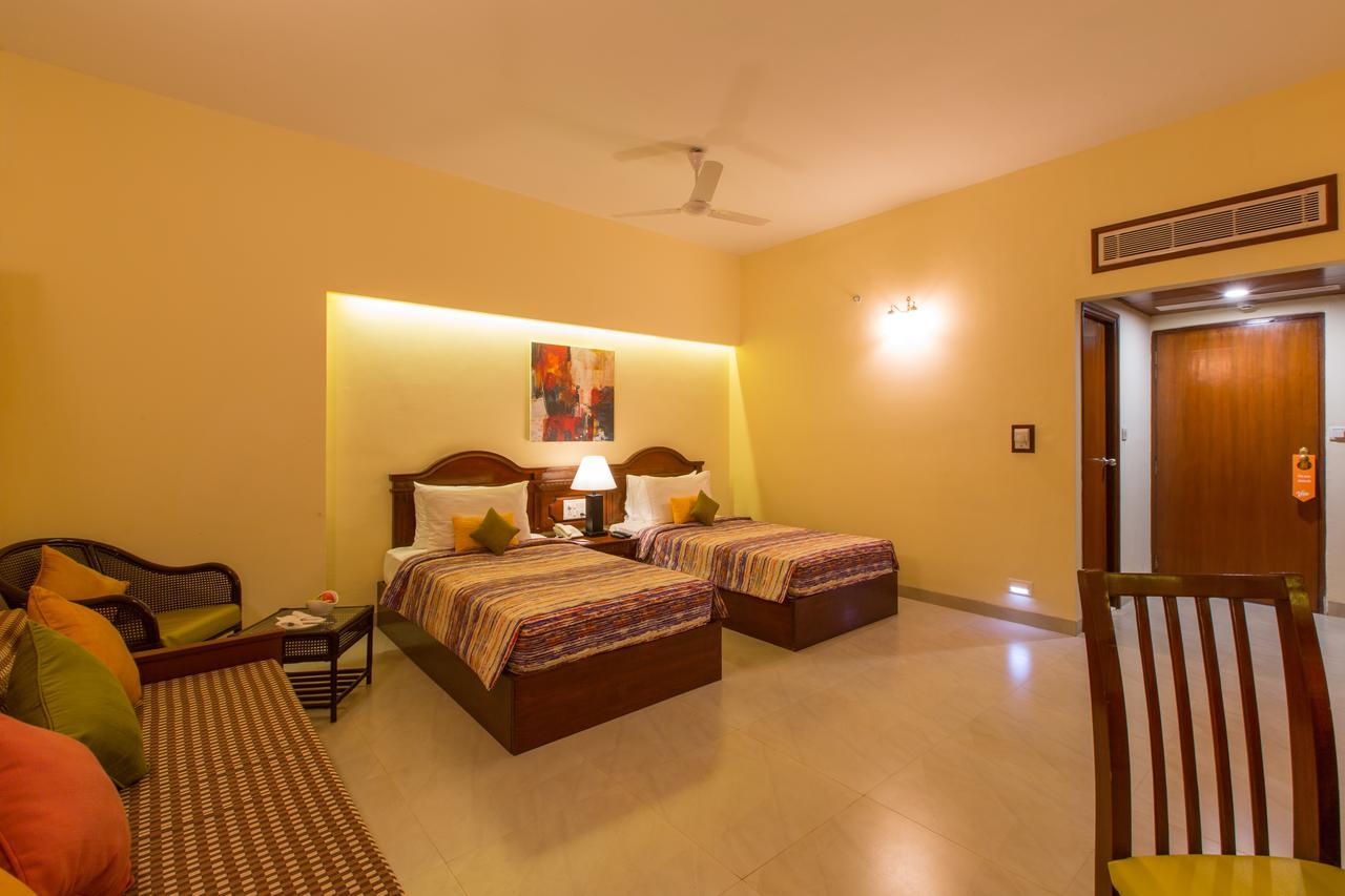 Viva Hotel Near Madgaon Railway Station Экстерьер фото
