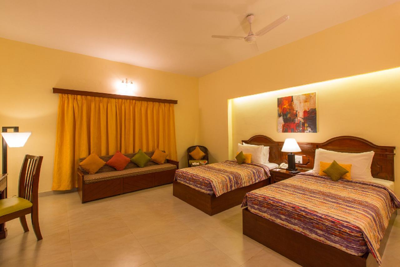 Viva Hotel Near Madgaon Railway Station Экстерьер фото