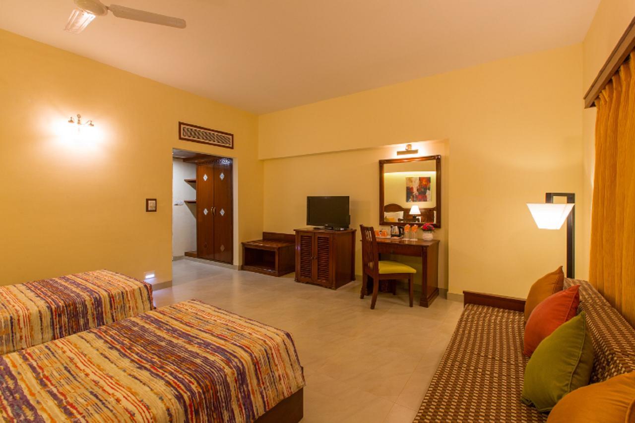 Viva Hotel Near Madgaon Railway Station Экстерьер фото