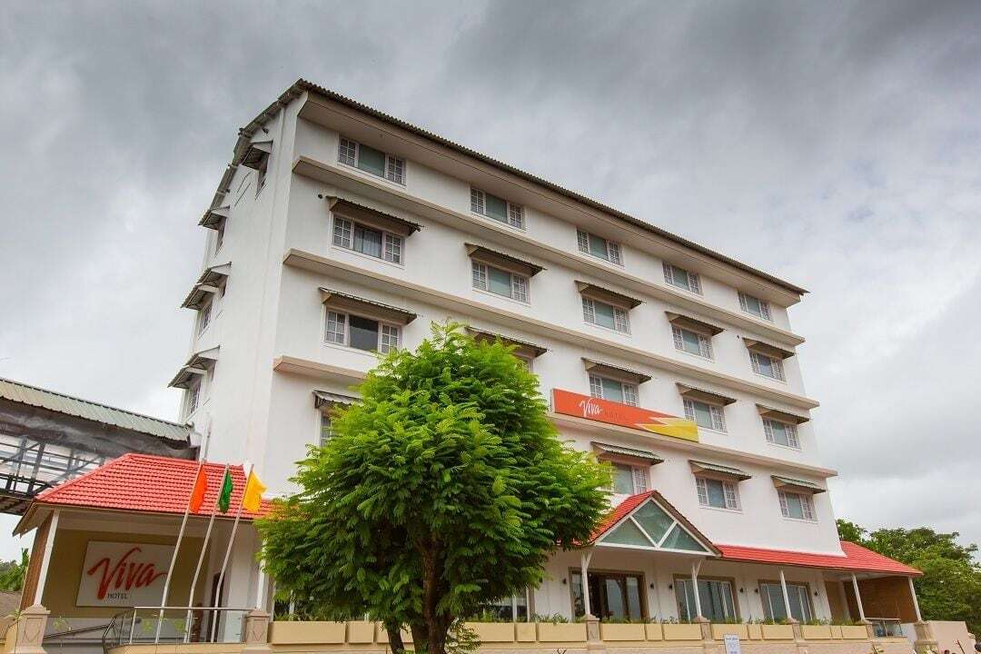 Viva Hotel Near Madgaon Railway Station Экстерьер фото
